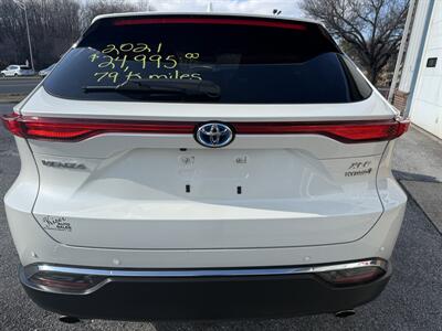 2021 Toyota Venza XLE   - Photo 9 - Stuarts Draft, VA 24477