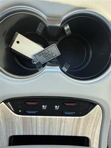 2021 Toyota Venza XLE   - Photo 22 - Stuarts Draft, VA 24477