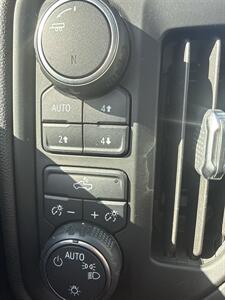 2019 Chevrolet Silverado 1500 Custom Trail Boss   - Photo 18 - Stuarts Draft, VA 24477