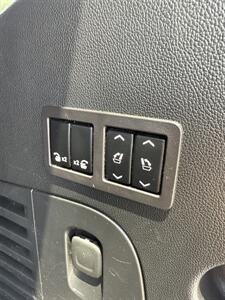 2018 Cadillac Escalade Premium Luxury   - Photo 33 - Stuarts Draft, VA 24477