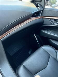 2018 Cadillac Escalade Premium Luxury   - Photo 22 - Stuarts Draft, VA 24477