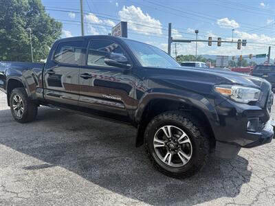 2018 Toyota Tacoma TRD Sport - Photo 5 - Stuarts Draft, VA 24477
