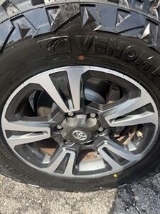 2018 Toyota Tacoma TRD Sport - Photo 14 - Stuarts Draft, VA 24477