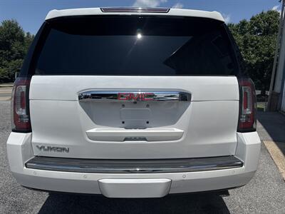 2020 GMC Yukon Denali   - Photo 8 - Stuarts Draft, VA 24477