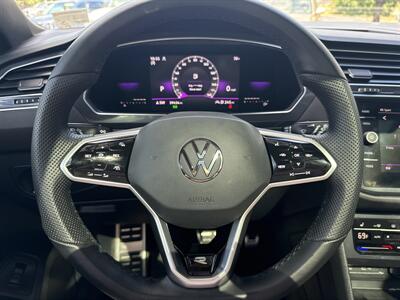 2022 Volkswagen Tiguan SE R-Line Black 4Motion   - Photo 16 - Stuarts Draft, VA 24477