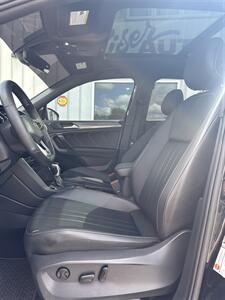 2022 Volkswagen Tiguan SE R-Line Black 4Motion   - Photo 12 - Stuarts Draft, VA 24477