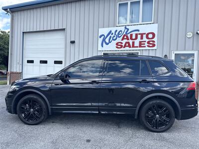 2022 Volkswagen Tiguan SE R-Line Black 4Motion   - Photo 9 - Stuarts Draft, VA 24477