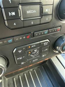 2015 Ford Expedition Platinum Max   - Photo 25 - Stuarts Draft, VA 24477