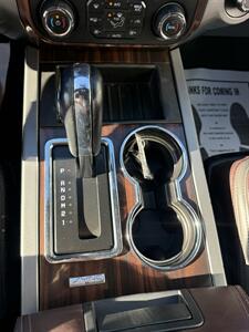 2015 Ford Expedition Platinum Max   - Photo 24 - Stuarts Draft, VA 24477