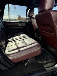 2015 Ford Expedition Platinum Max   - Photo 37 - Stuarts Draft, VA 24477