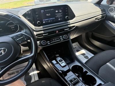 2020 Hyundai Sonata SEL   - Photo 18 - Stuarts Draft, VA 24477