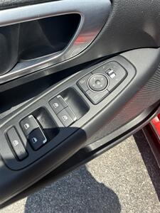 2020 Hyundai Sonata SEL   - Photo 16 - Stuarts Draft, VA 24477