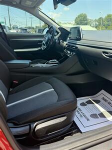 2020 Hyundai Sonata SEL   - Photo 32 - Stuarts Draft, VA 24477