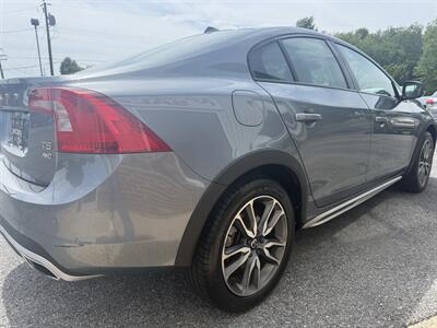 2017 Volvo S60 Cross Country T5 Platinum - Photo 7 - Stuarts Draft, VA 24477