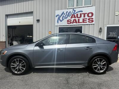 2017 Volvo S60 Cross Country T5 Platinum - Photo 11 - Stuarts Draft, VA 24477