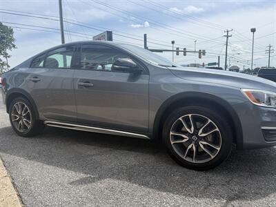 2017 Volvo S60 Cross Country T5 Platinum - Photo 6 - Stuarts Draft, VA 24477