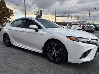 2019 Toyota Camry SE   - Photo 7 - Stuarts Draft, VA 24477