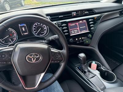 2019 Toyota Camry SE   - Photo 18 - Stuarts Draft, VA 24477