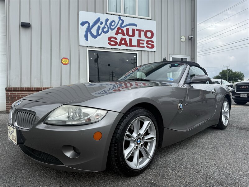 2005 BMW Z4 3.0i  
