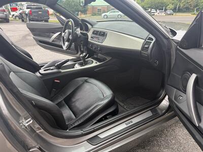 2005 BMW Z4 3.0i - Photo 22 - Stuarts Draft, VA 24477