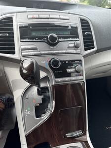 2009 Toyota Venza AWD 4cyl   - Photo 15 - Stuarts Draft, VA 24477