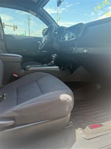 2016 Toyota Tacoma TRD Sport   - Photo 31 - Stuarts Draft, VA 24477