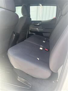 2016 Toyota Tacoma TRD Sport   - Photo 29 - Stuarts Draft, VA 24477