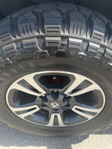 2016 Toyota Tacoma TRD Sport   - Photo 16 - Stuarts Draft, VA 24477