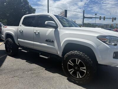 2016 Toyota Tacoma TRD Sport   - Photo 6 - Stuarts Draft, VA 24477