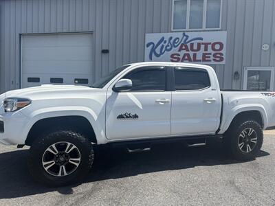 2016 Toyota Tacoma TRD Sport   - Photo 15 - Stuarts Draft, VA 24477