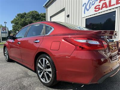 2016 Nissan Altima 2.5 SR   - Photo 9 - Stuarts Draft, VA 24477