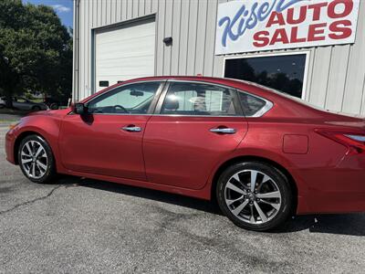 2016 Nissan Altima 2.5 SR   - Photo 10 - Stuarts Draft, VA 24477
