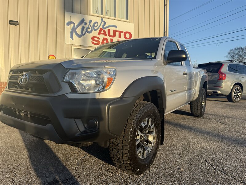 2013 Toyota Tacoma V6  