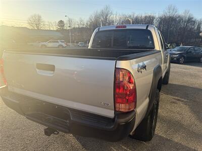 2013 Toyota Tacoma V6 - Photo 6 - Stuarts Draft, VA 24477