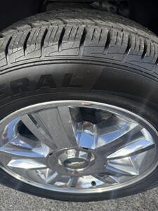 2009 Chevrolet Avalanche LTZ - Photo 13 - Stuarts Draft, VA 24477