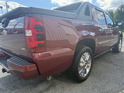 2009 Chevrolet Avalanche LTZ - Photo 6 - Stuarts Draft, VA 24477
