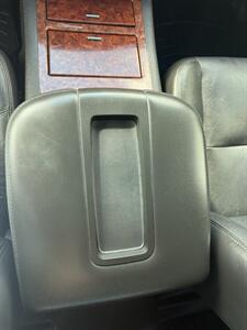 2009 Chevrolet Avalanche LTZ - Photo 21 - Stuarts Draft, VA 24477