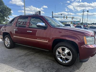 2009 Chevrolet Avalanche LTZ - Photo 5 - Stuarts Draft, VA 24477