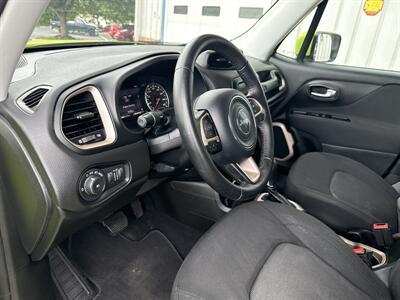 2017 Jeep Renegade Latitude   - Photo 14 - Stuarts Draft, VA 24477