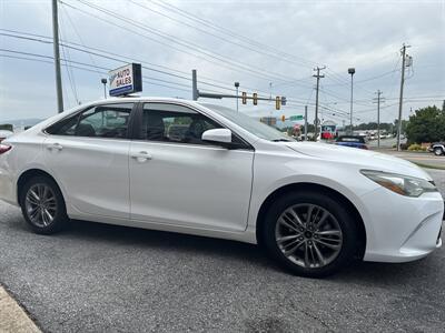 2015 Toyota Camry XSE   - Photo 6 - Stuarts Draft, VA 24477