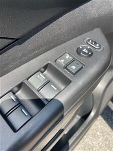 2012 Honda CR-V LX   - Photo 17 - Stuarts Draft, VA 24477