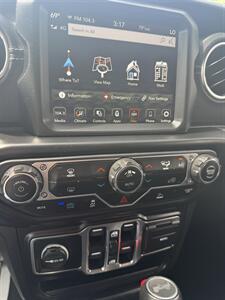 2023 Jeep Wrangler Sahara 4xe - Photo 27 - Stuarts Draft, VA 24477