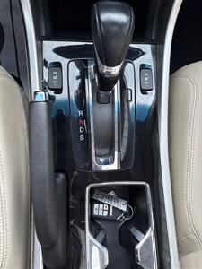 2016 Honda Accord EX-L V6   - Photo 20 - Stuarts Draft, VA 24477