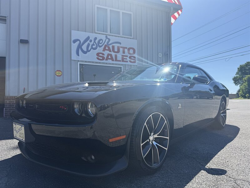 2015 Dodge Challenger Scat Pack's photo