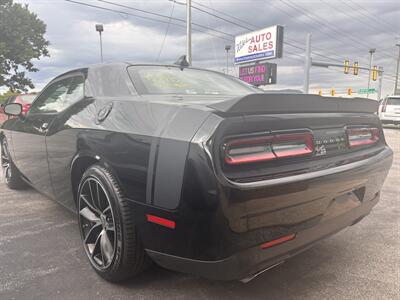 2015 Dodge Challenger R/T Scat Pack   - Photo 10 - Stuarts Draft, VA 24477