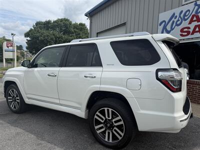 2018 Toyota 4Runner Limited - Photo 10 - Stuarts Draft, VA 24477