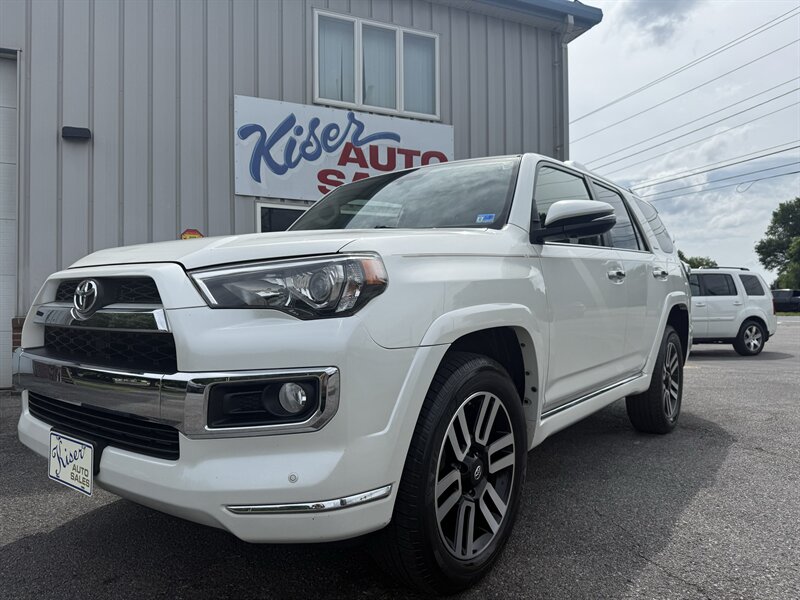 2018 Toyota 4Runner Limited   - Photo 1 - Stuarts Draft, VA 24477