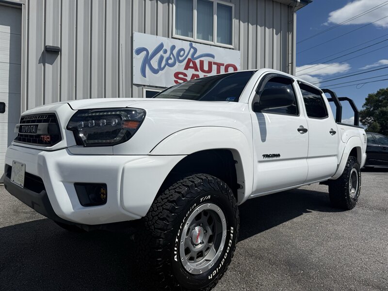 2014 Toyota Tacoma SR5 BAJA   - Photo 1 - Stuarts Draft, VA 24477