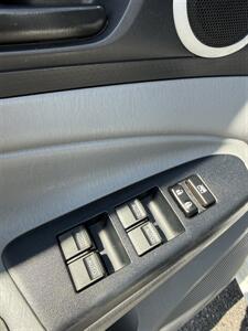 2014 Toyota Tacoma SR5 BAJA   - Photo 16 - Stuarts Draft, VA 24477