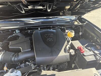 2022 Toyota Tacoma Limited   - Photo 32 - Stuarts Draft, VA 24477